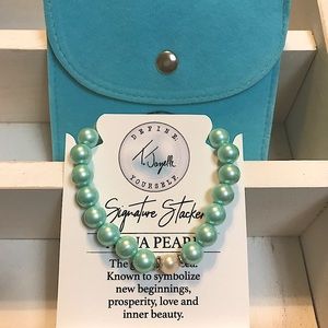 T.Jazelle Signature Stacker bracelet